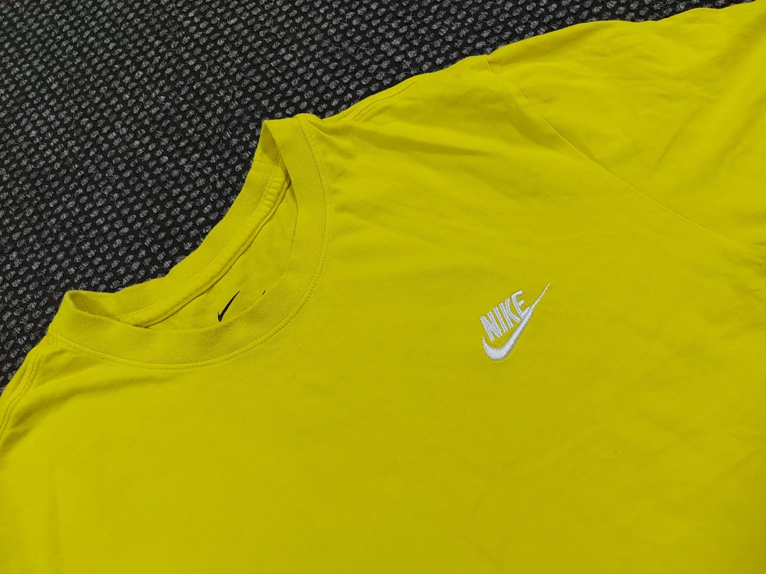 Nike тениска мъжка M размер