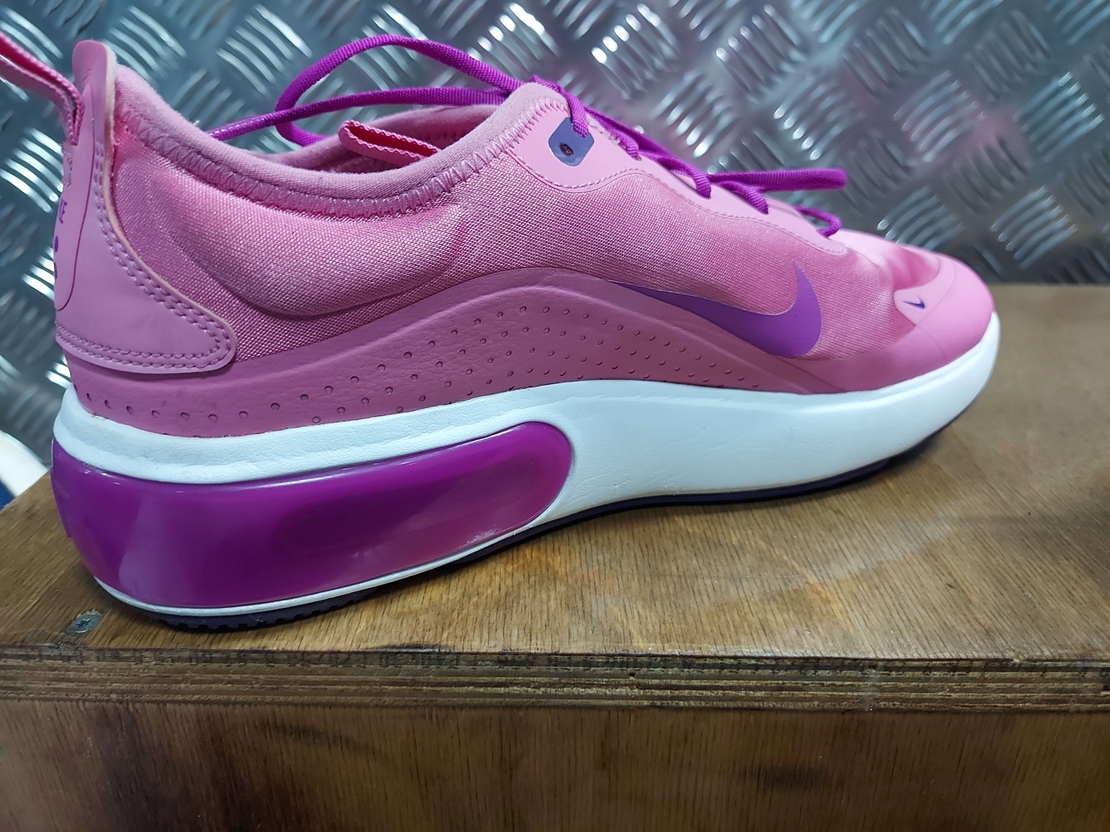 Nike маратонки 40 размер
