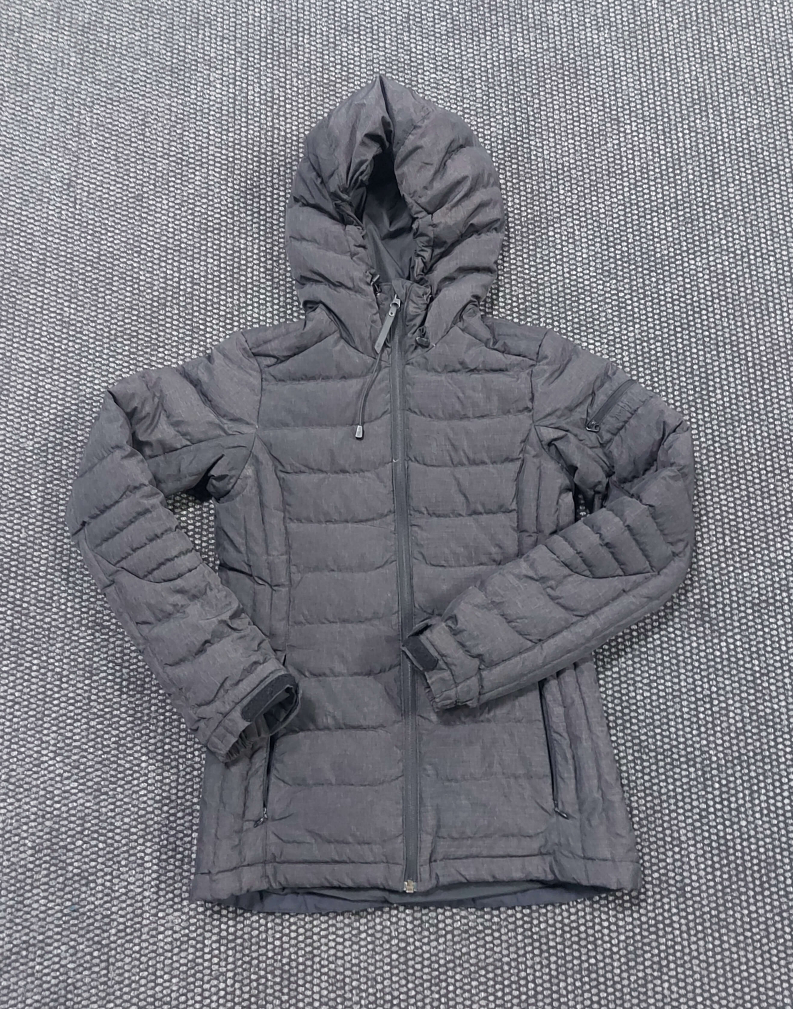 Peak performance пухено дамско яке XS