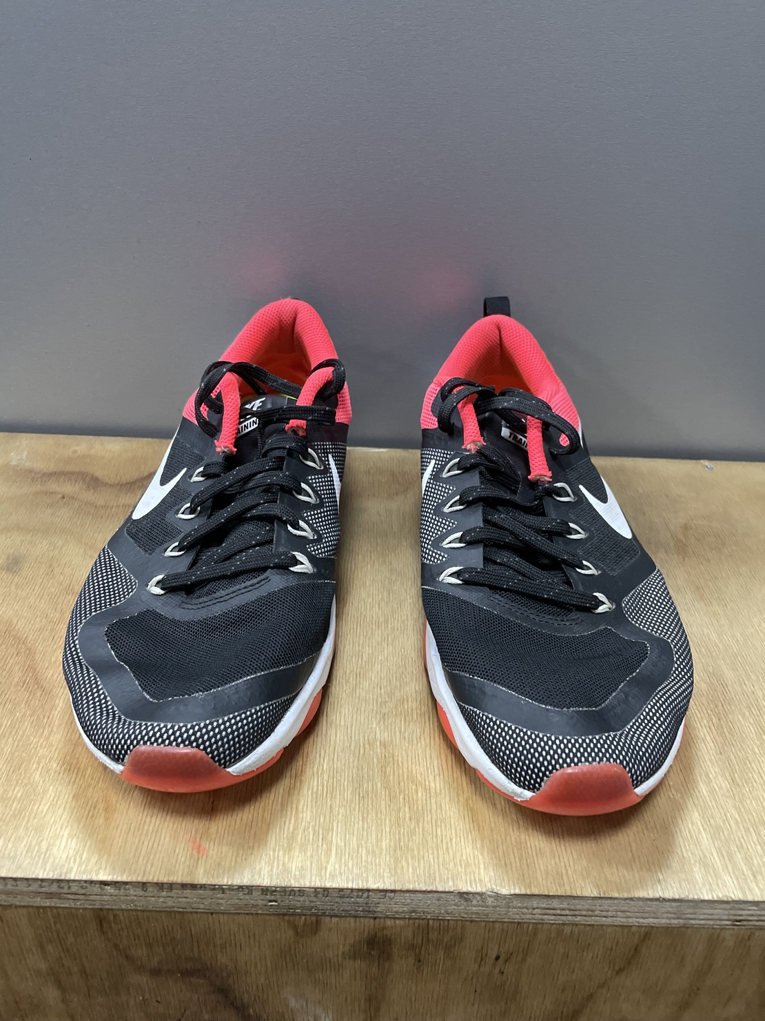 Nike Air zoom 40 номер дамски