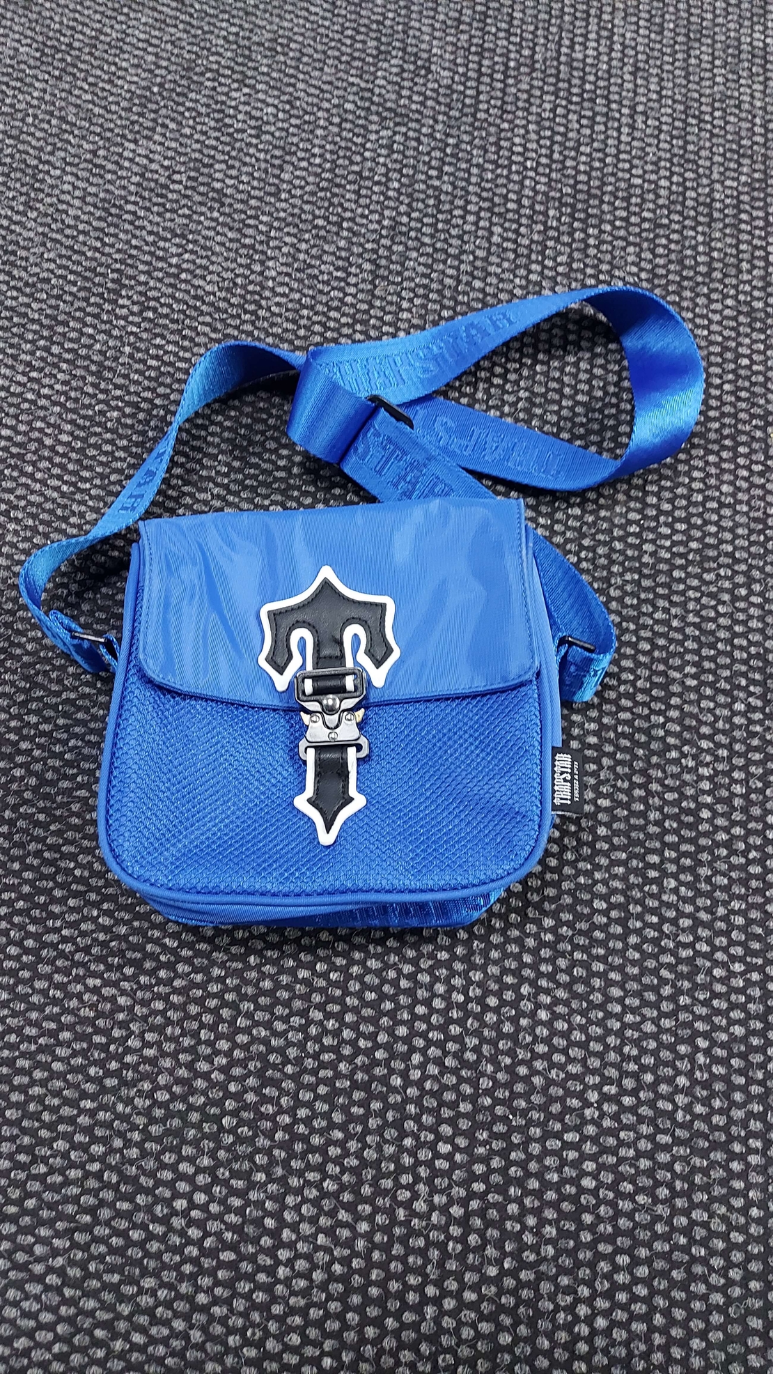 Trapstar чантичка