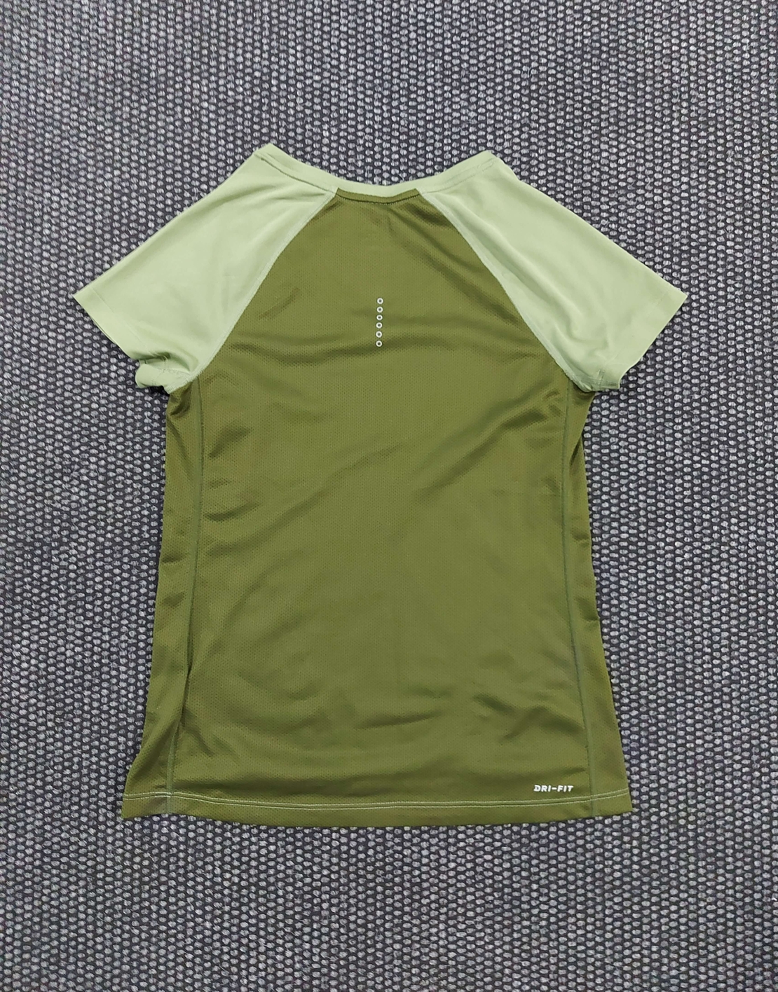 Nike XS дамски тениски