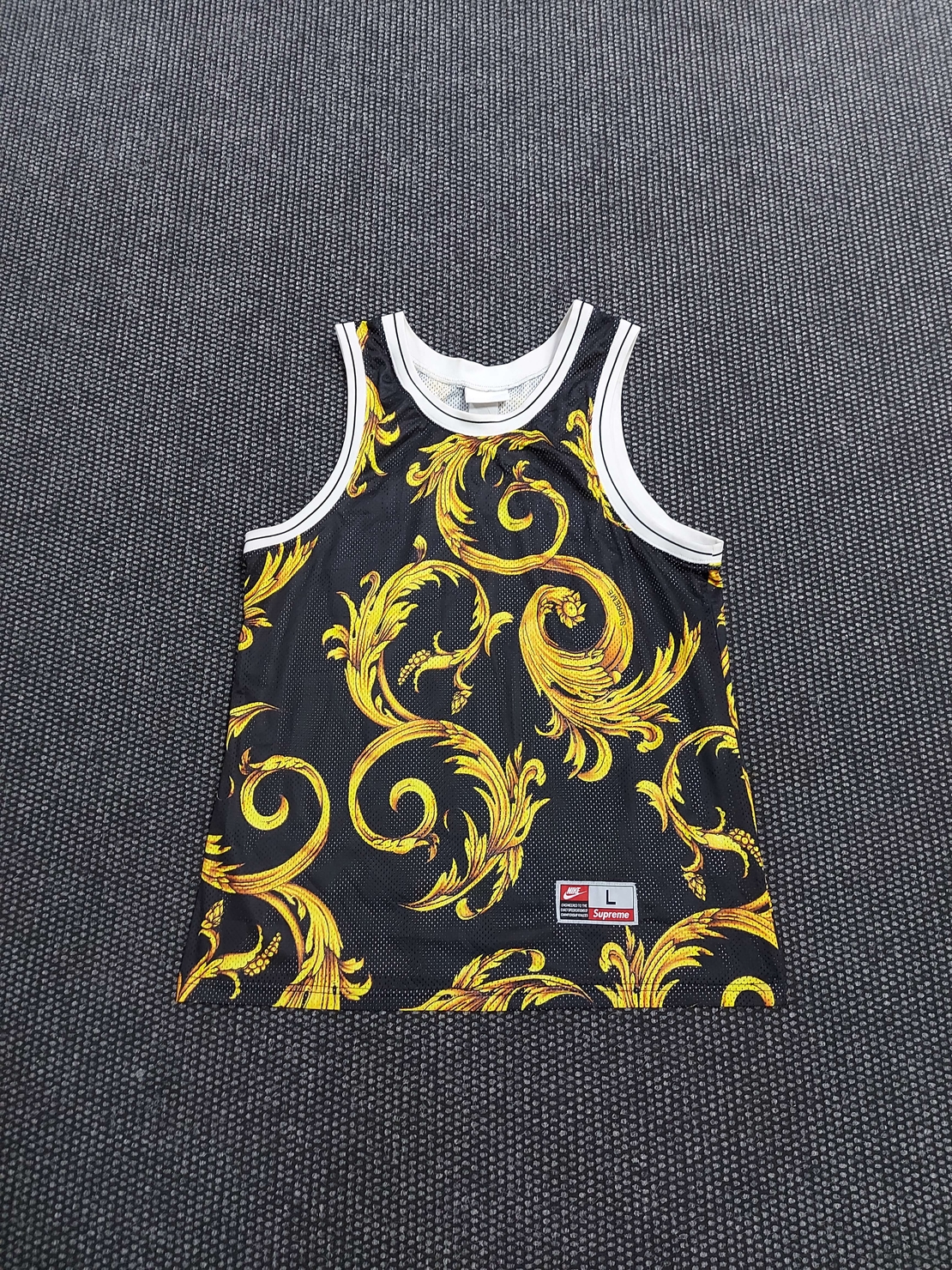 Nike Supreme потник L
