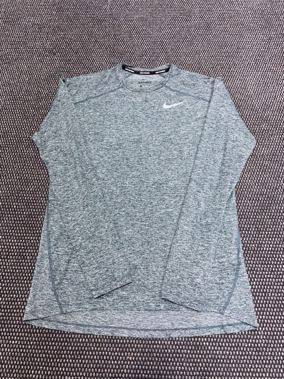 Nike блуза M размер мъжка