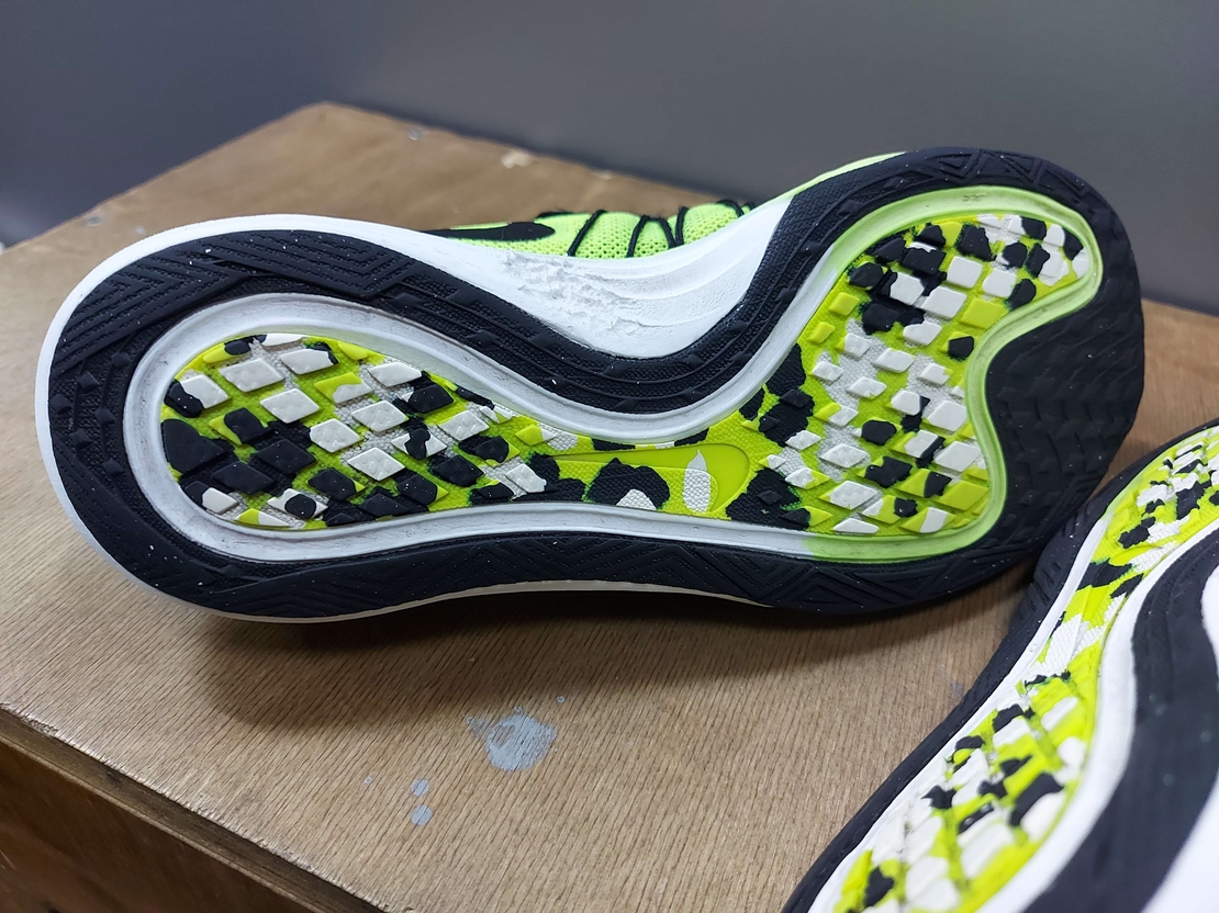 Nike 36 дамски маратонки