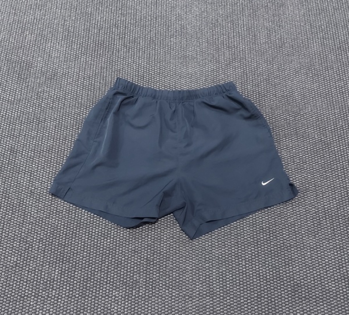Оригинални мъжки къси панталони Nike | M размер