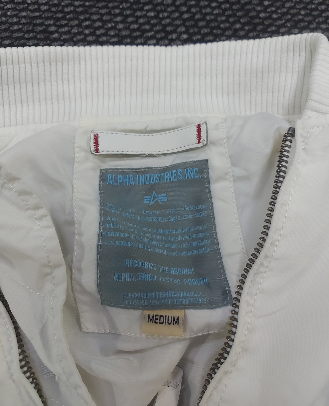 Alpha industries бомбър M дамско