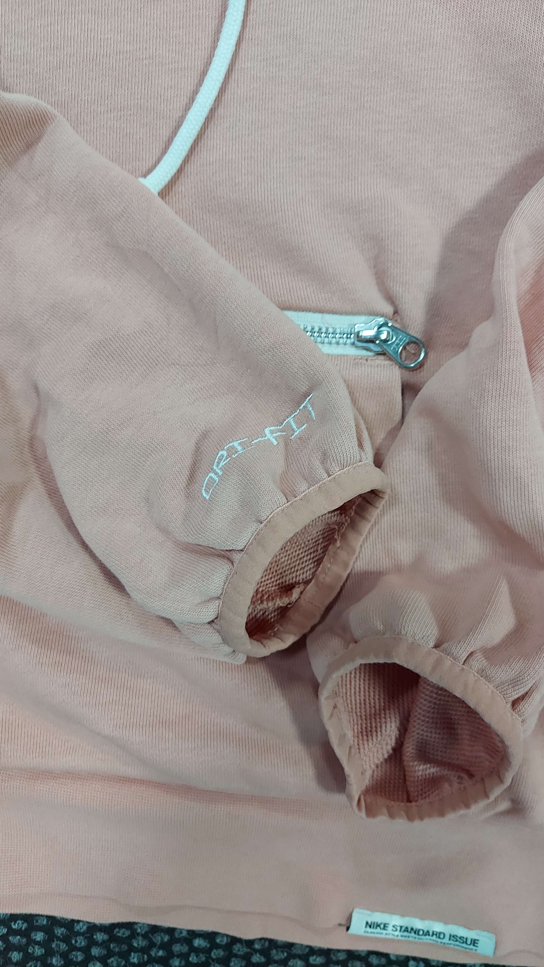 Nike дамски суичър M размер