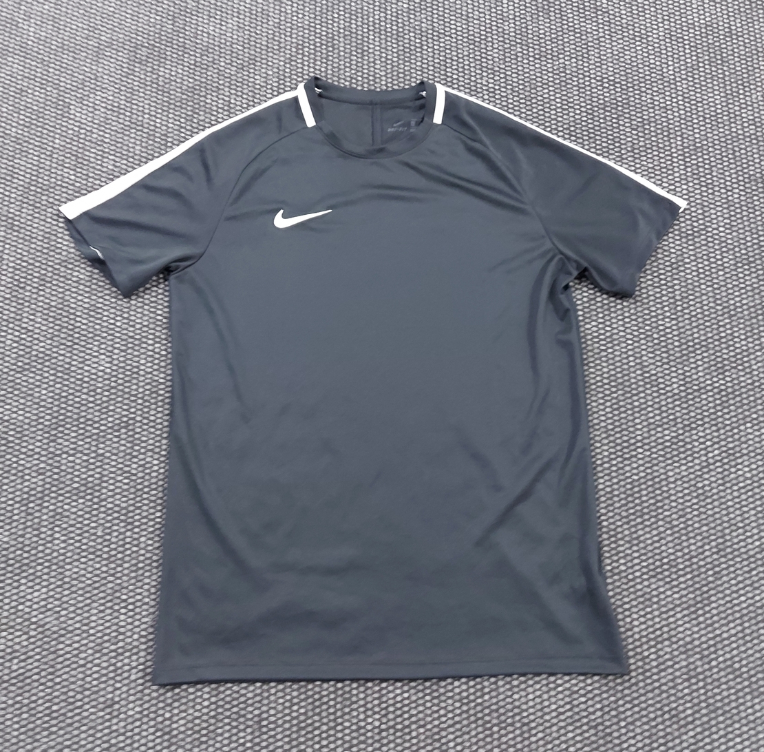 Nike тениска L Мъжка