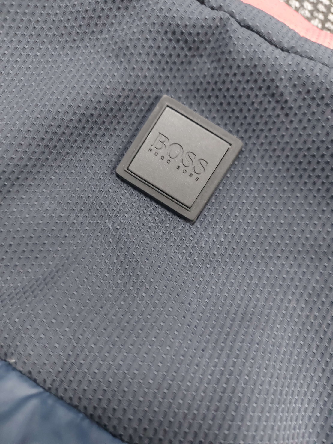 Hugo boss елек пухен мъжки S размер