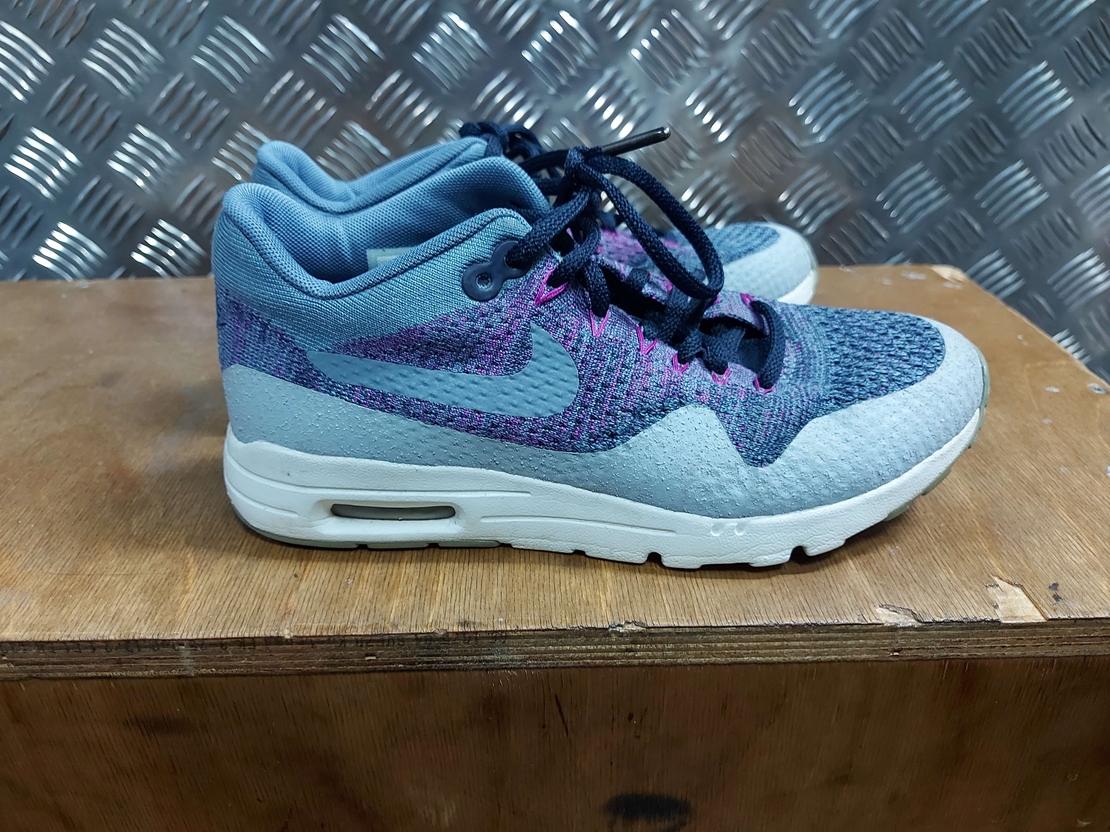 Nike 37.5 дамски кецове