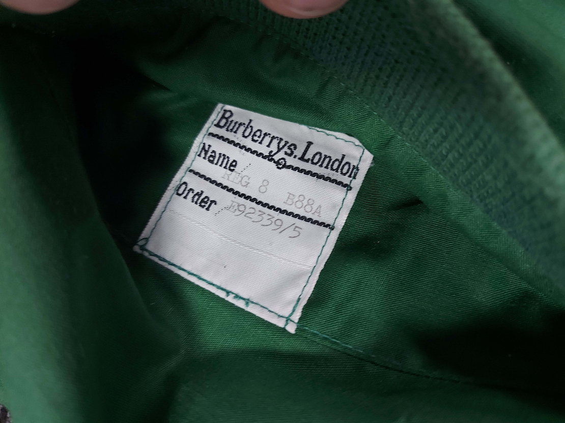 Burberry елек дамски M размер