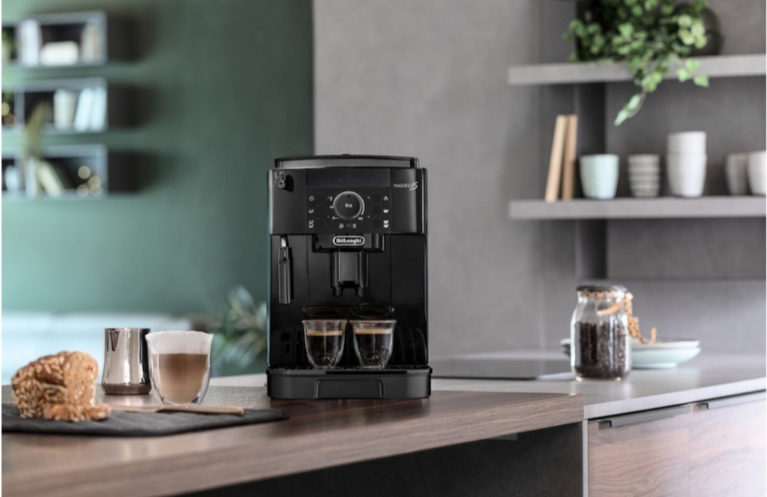 De'Longhi Magnifica S ECAM 12.121.B, 1450 W
