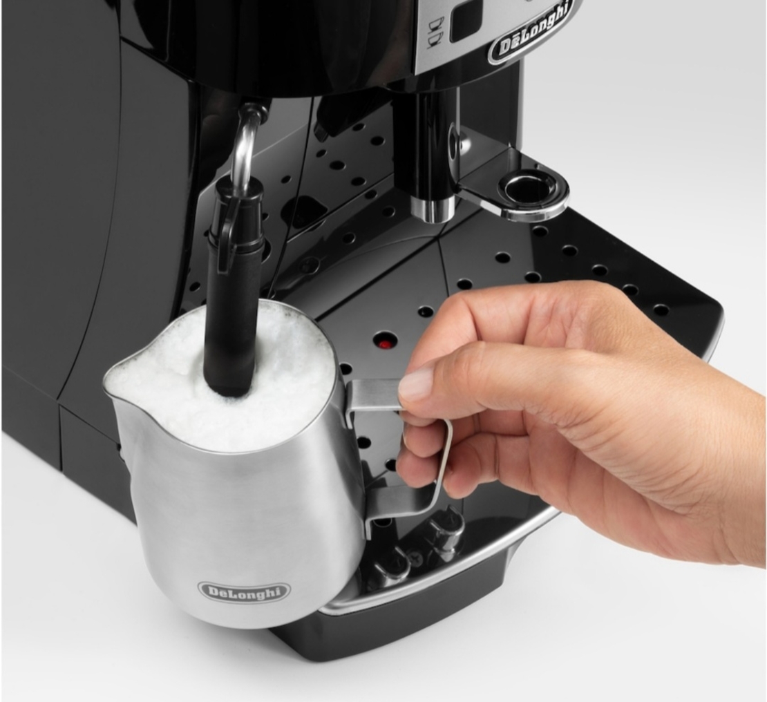De'Longhi Magnifica S ECAM 22.112.B, 1450 W, 5 видове напитки, 15 бара,