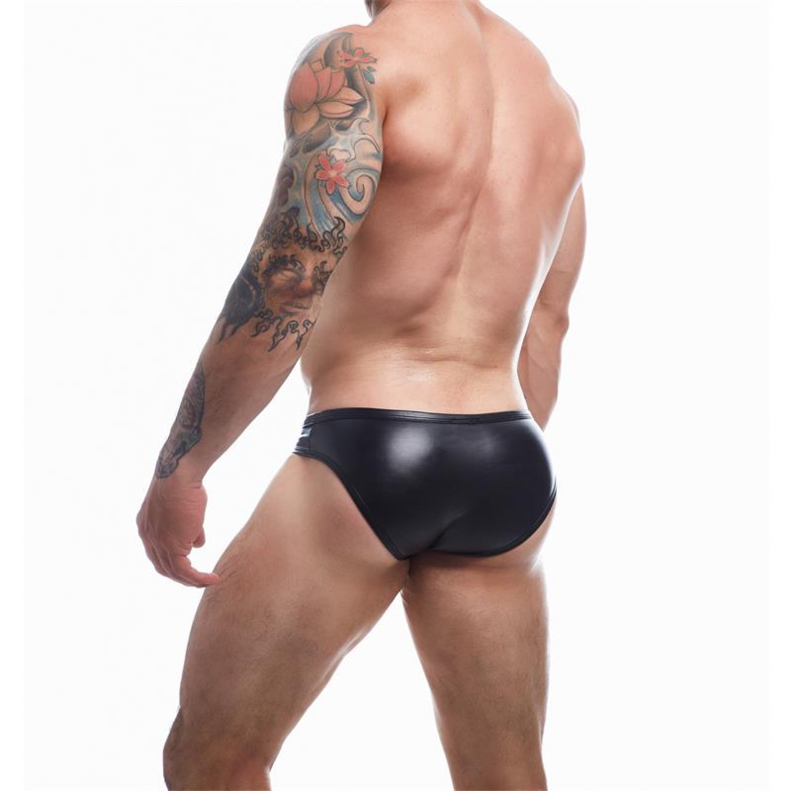 CUT4MEN BL4CK01 Brief с копчета – Елегантно и провокативно мъжко бельо
