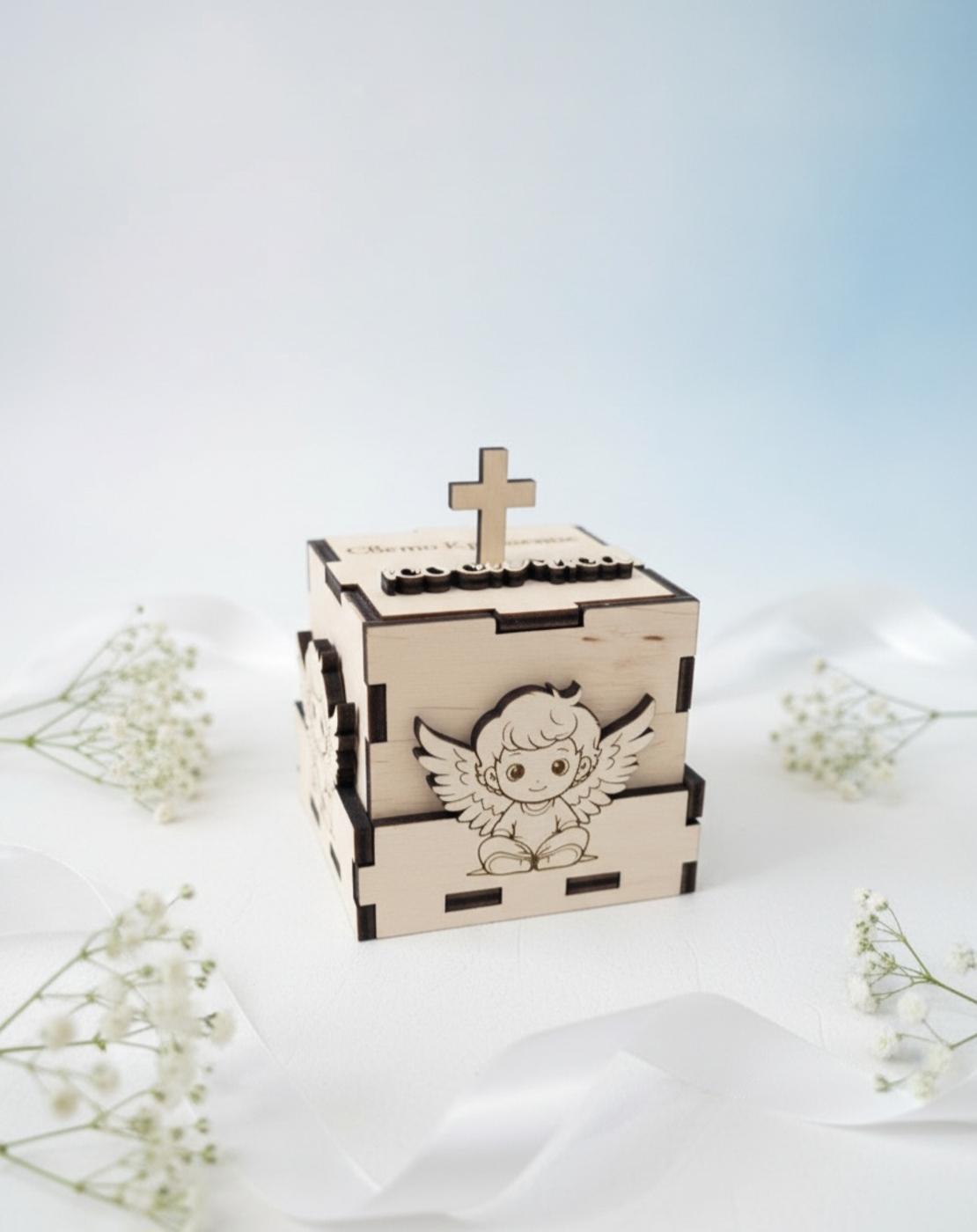 Кутийка за Свето кръщение,, ангелче-момче