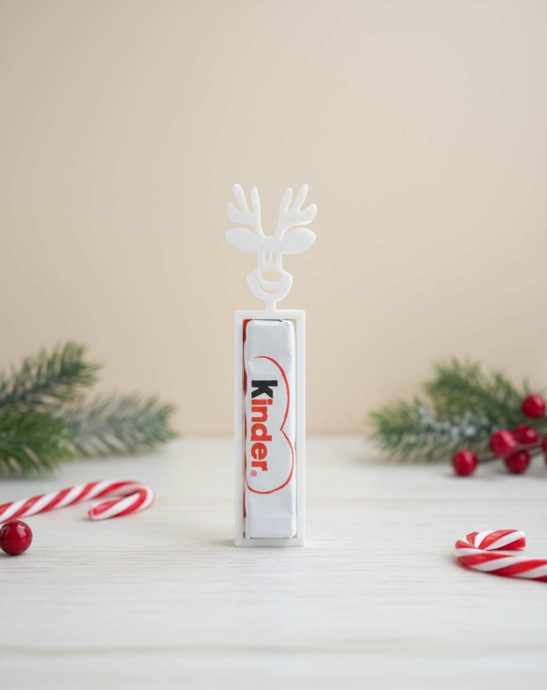 Държач Еленче за  Kinder шоколад