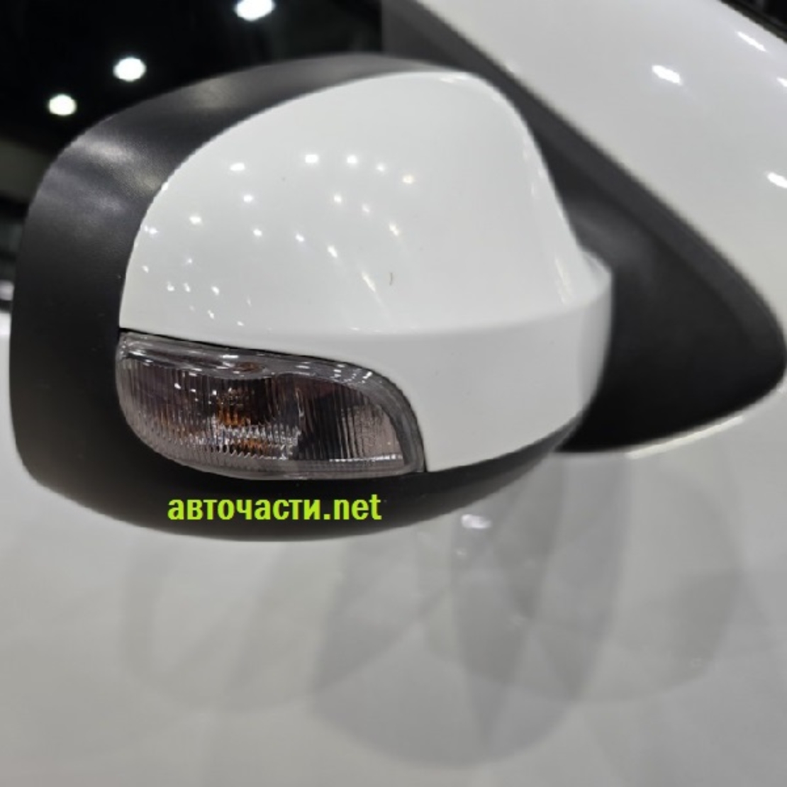 Мигач за дясно огледало на DACIA и RENAULT
