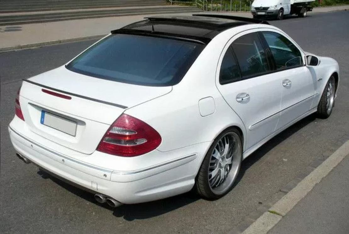 Сенник за задно стъкло за Mercedes E Класа W211