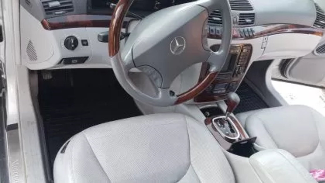 Гумени стелки за Mercedes S Класа W220 - Къса и Дълга база