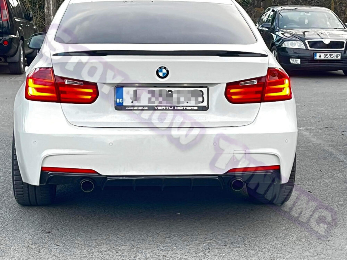 Двоен Оребрен Дифузьор за BMW F30 F31 Тип 335 340