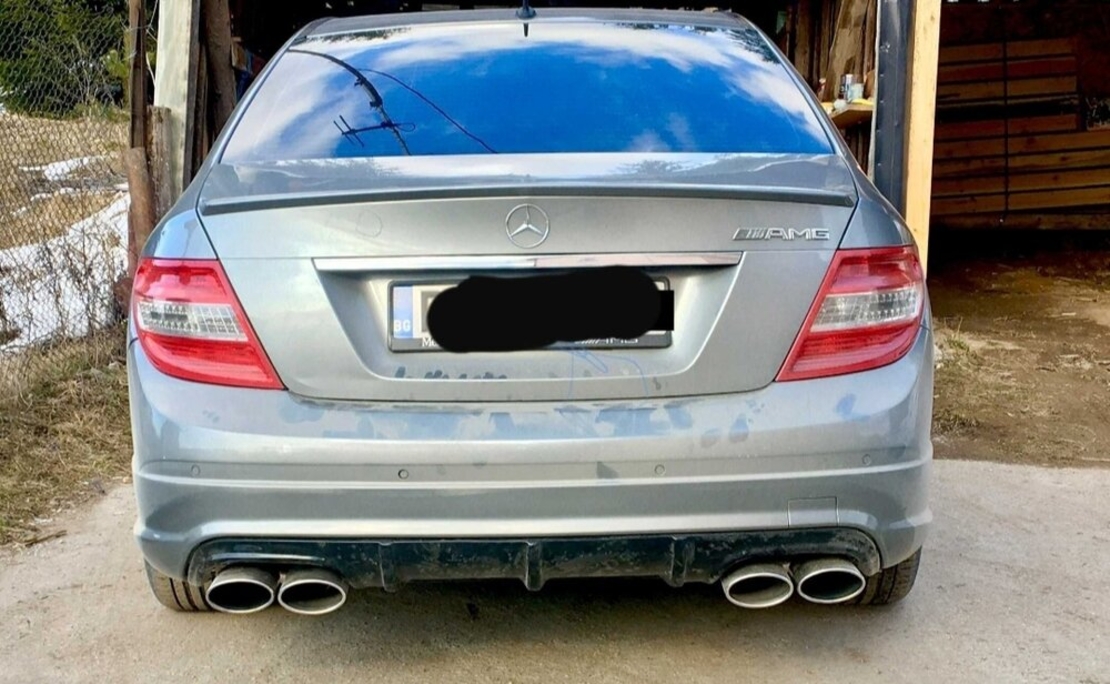 Двоен Дифузер за Mercedes Ц Класа W204 (ПРЕДИ ФЕЙСЛИФТ)
