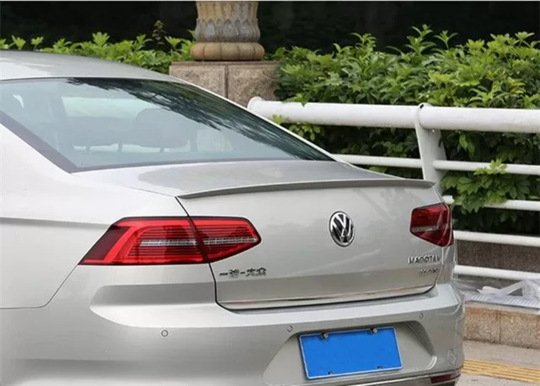 Спойлер за багажник Volkswagen Passat B8 sedan (2016+) - черен гланц