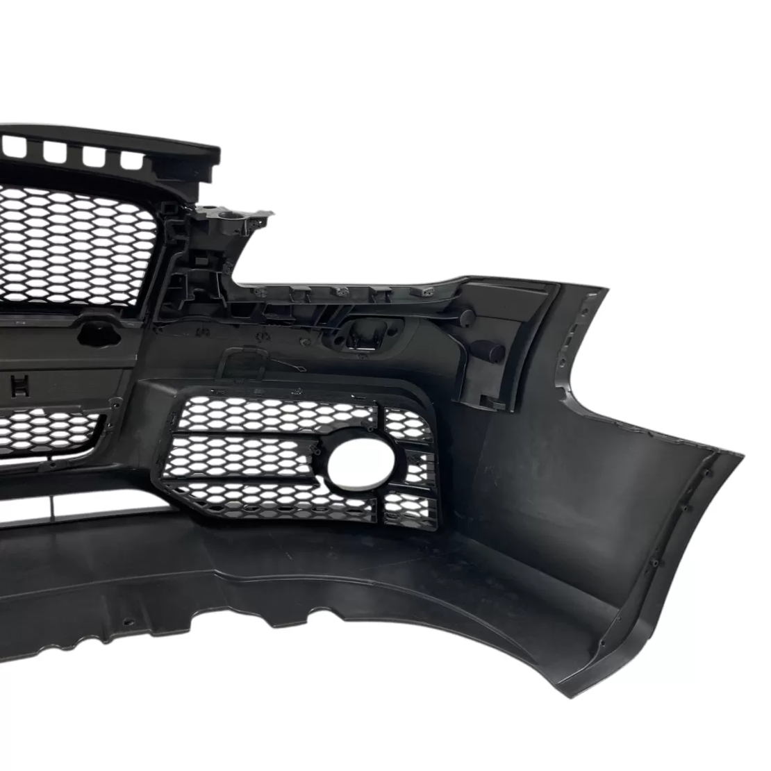 Предна броня за Audi A4 B7 8E (2004-2008) - S-Line Design с черна решетка без отвори за парктроник