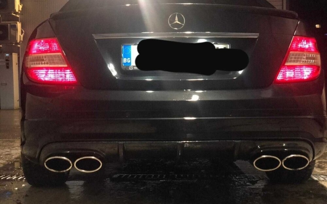 Двоен Дифузер за Mercedes Ц Класа W204 (ПРЕДИ ФЕЙСЛИФТ)