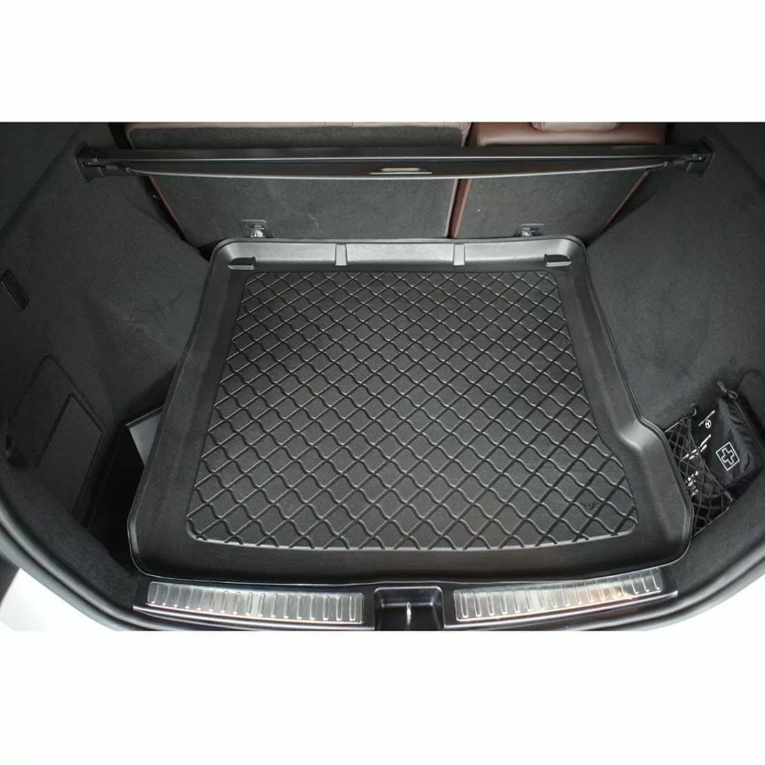Гумена стелка за багажник за Mercedes M-Class W166 (2011-2015)
