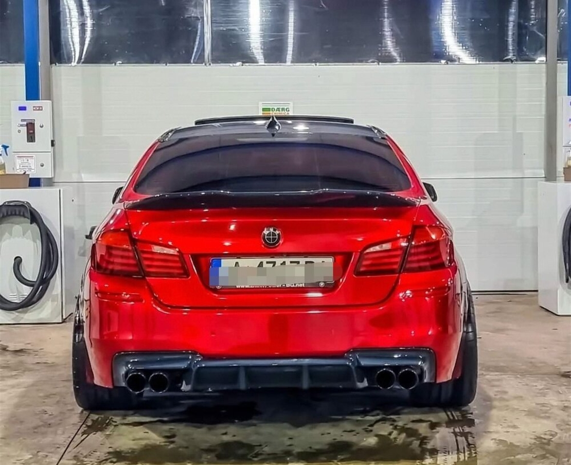 Двоен Оребрен Дифузьор за BMW F10 F11