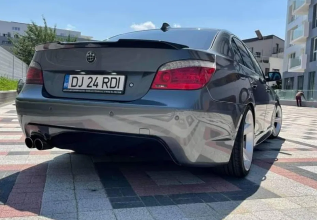 Батман Спойлер за багажника за BMW E60