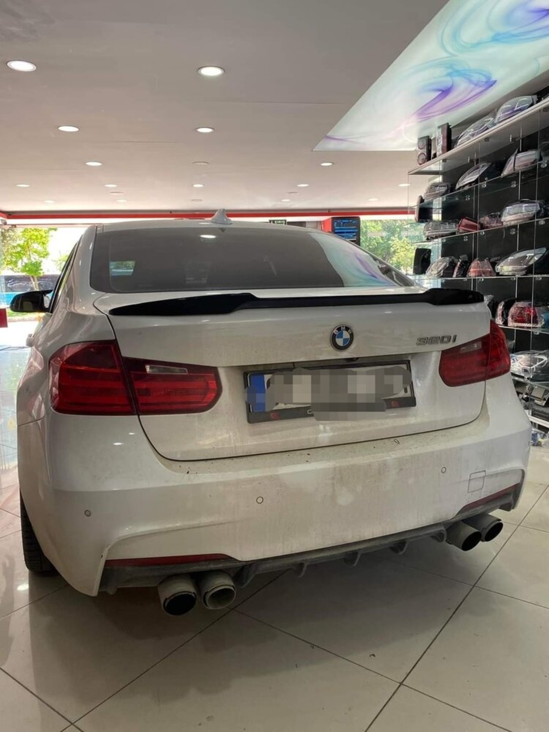 Батман Спойлер за багажника за BMW F30