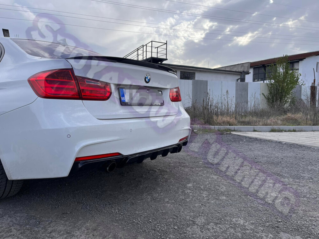 Двоен Оребрен Дифузьор за BMW F30 F31 Тип 335 340
