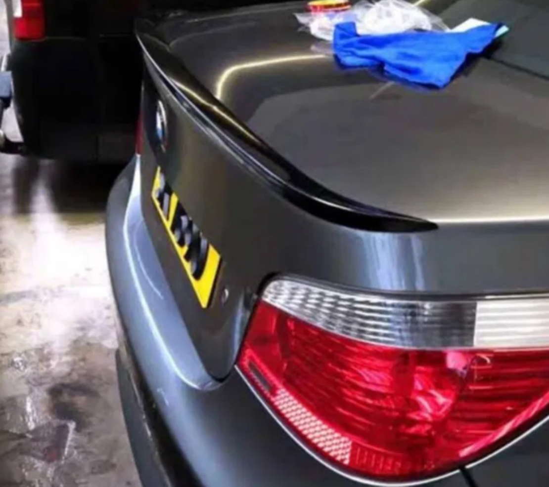АЦ Шницер Спойлер за багажника за BMW E60