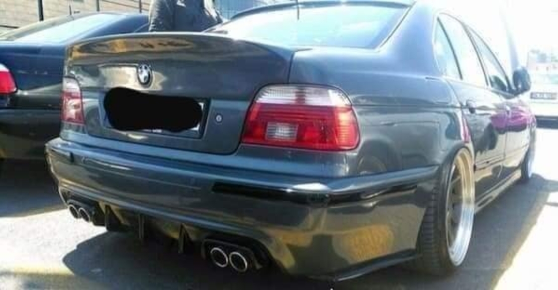 Двоен Оребрен Дифузьор за BMW E39
