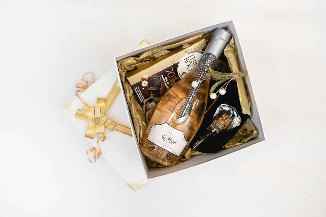 Подаръчен комплект„Празничен Блясък“