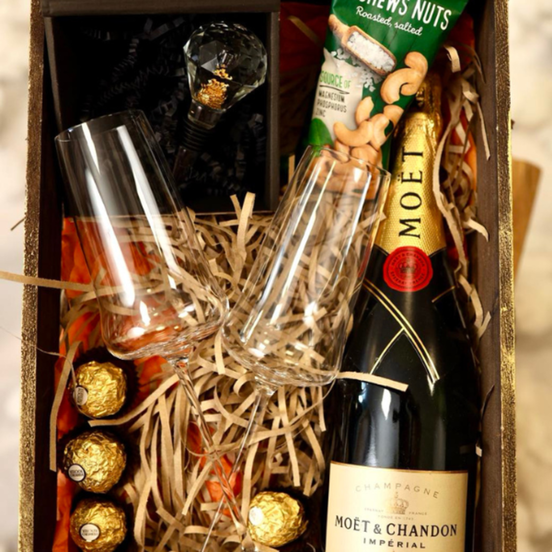 Коледна кутия 