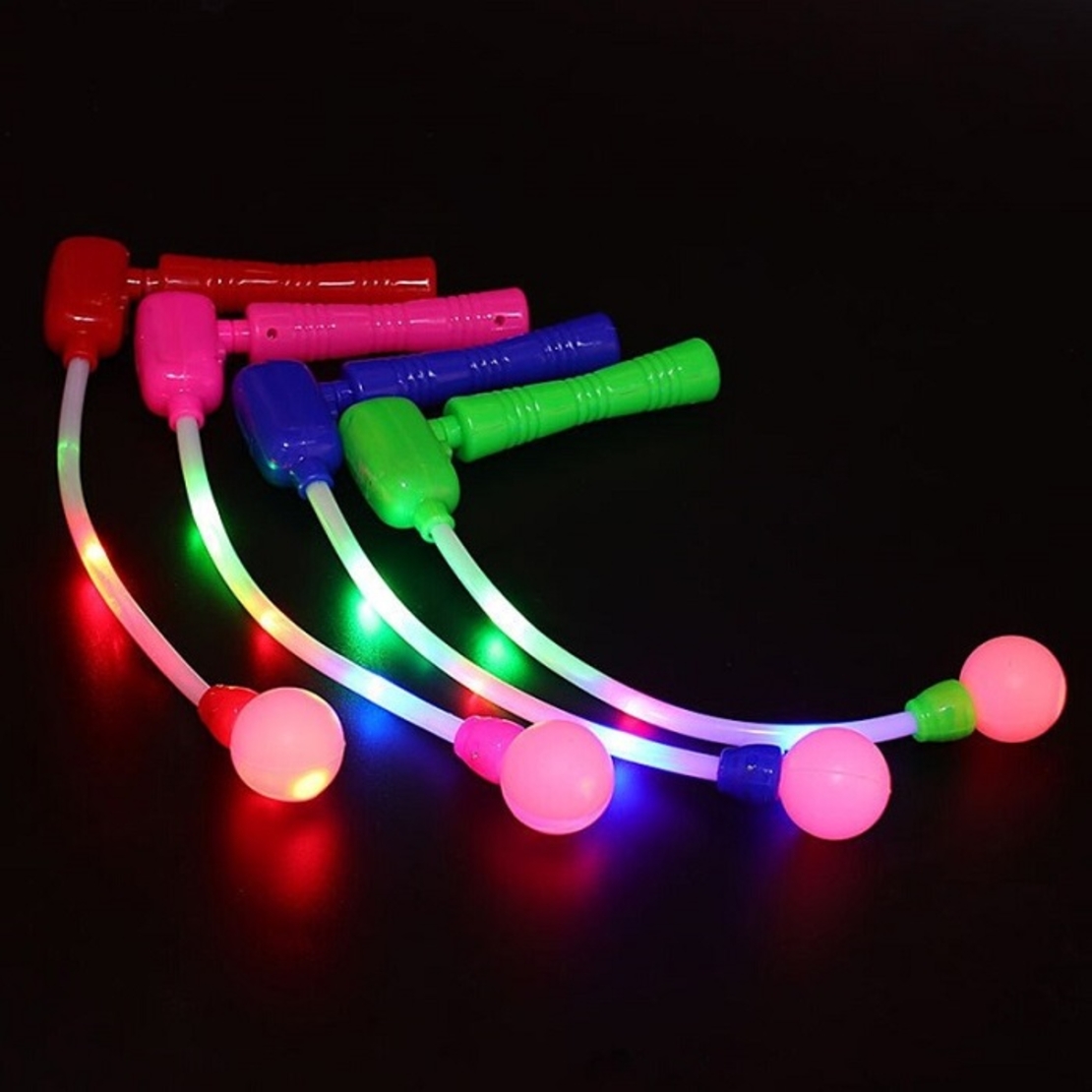 Въртяща се играчка с LED осветление и ефекти - 223A - 306135