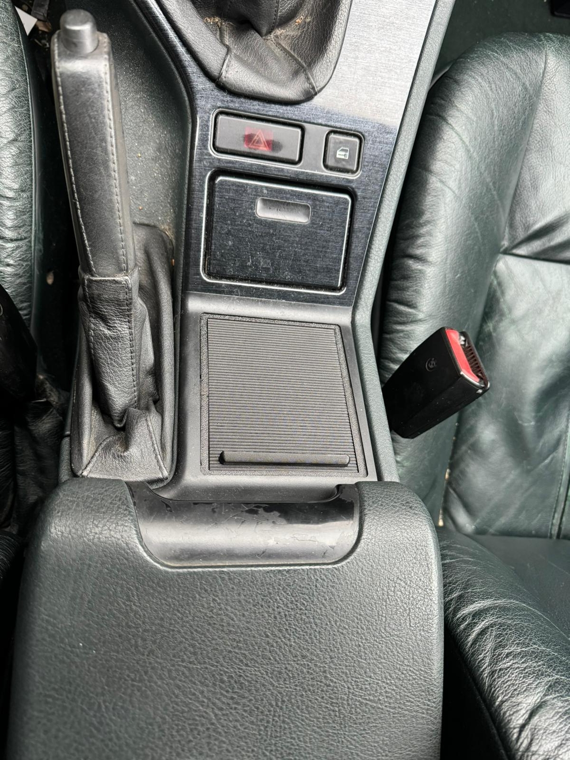 Поставка за чаши E39