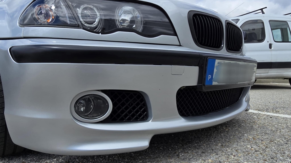 Решетки за халогени BMW E46