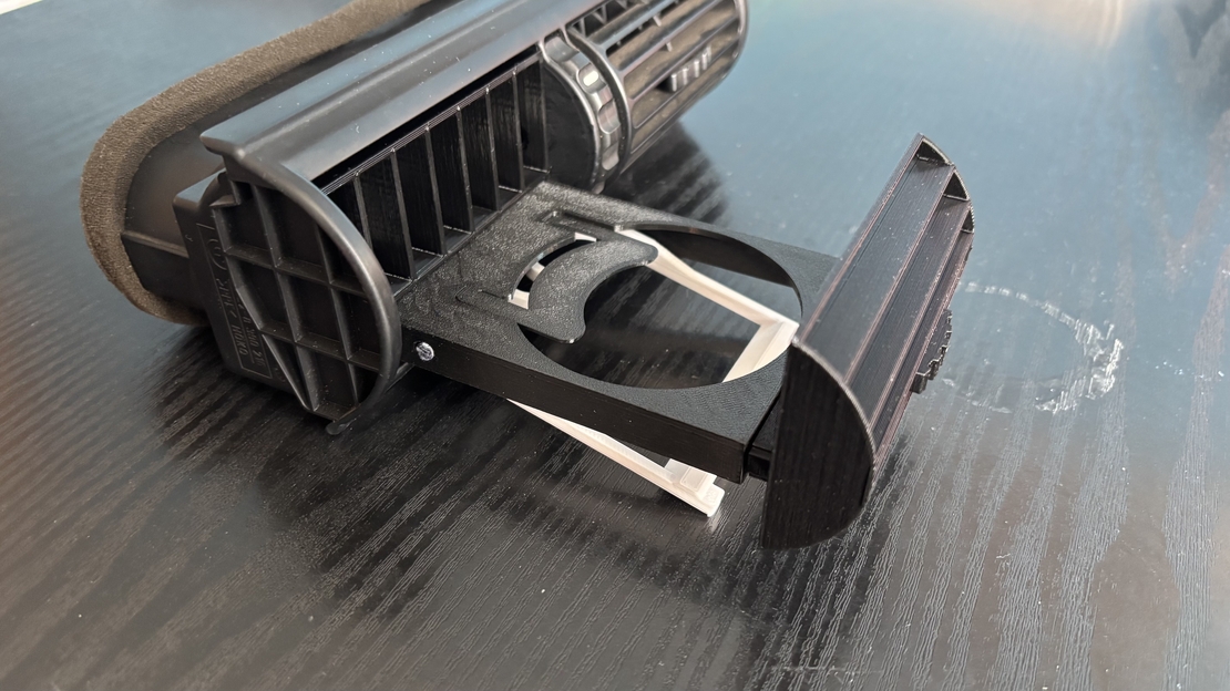 Cupholder BMW E36 Compact скрит монтаж / монтаж на духалка