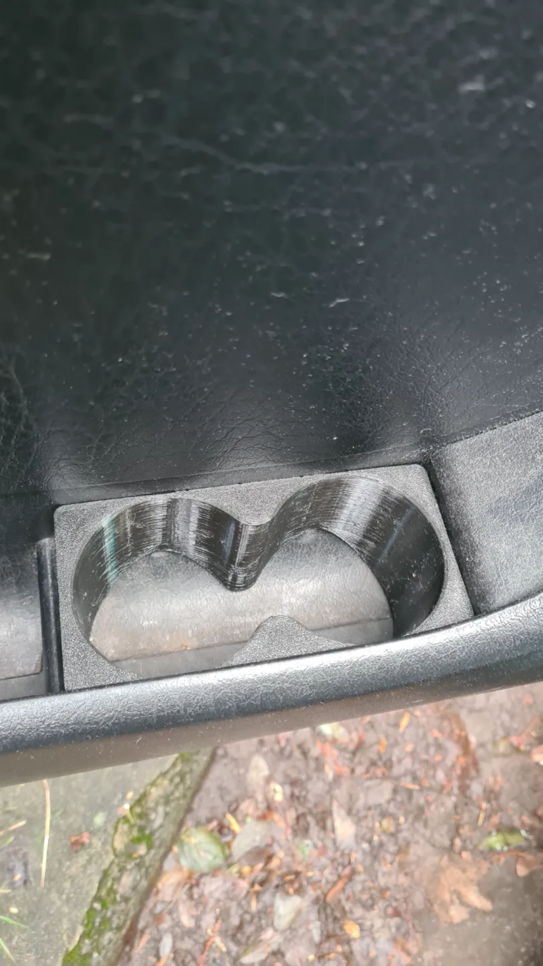 Поставка за чаши  VW GOLF 3