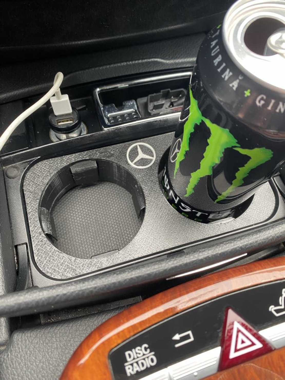 Поставка за чаши Mercedes W221