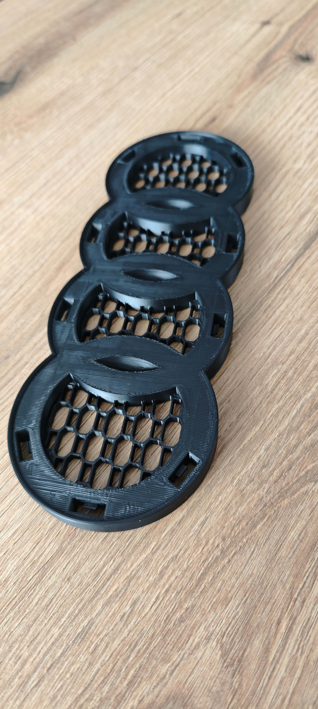 Поставка за лого Audi - 273mm