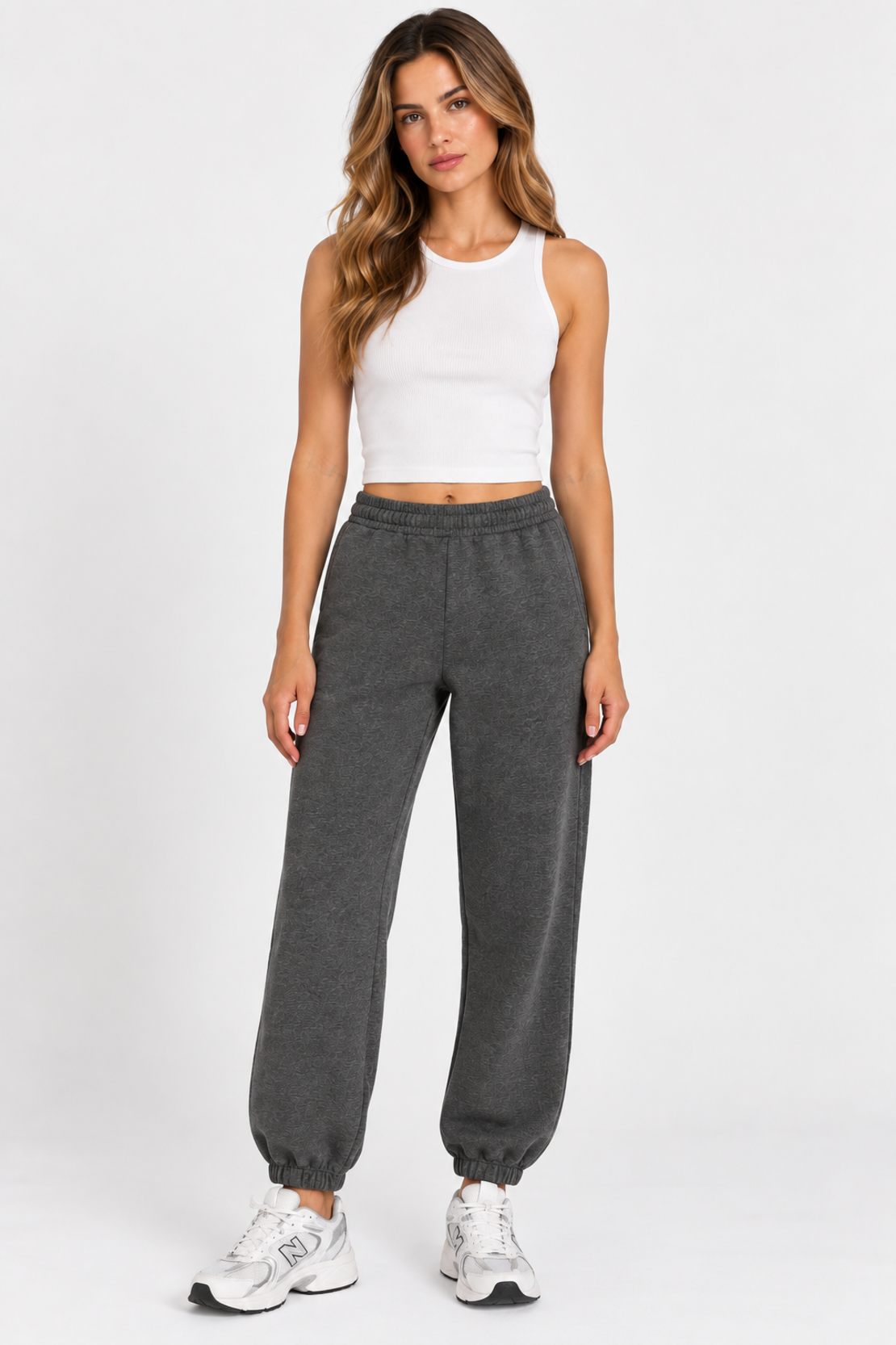 Vero Moda ватиран спортен панталон • M