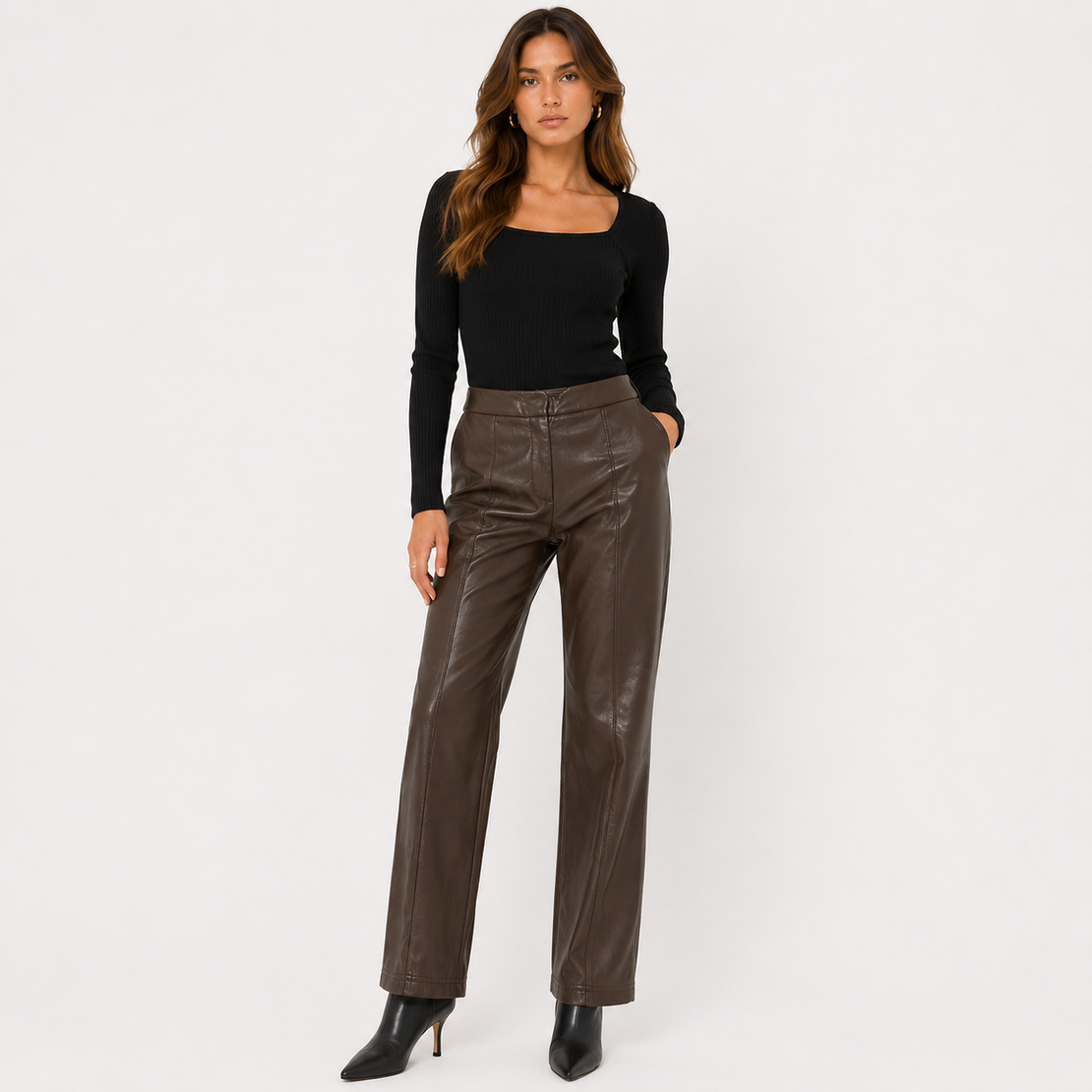 Vero Moda кожен панталон Straight Fit • 38 / М