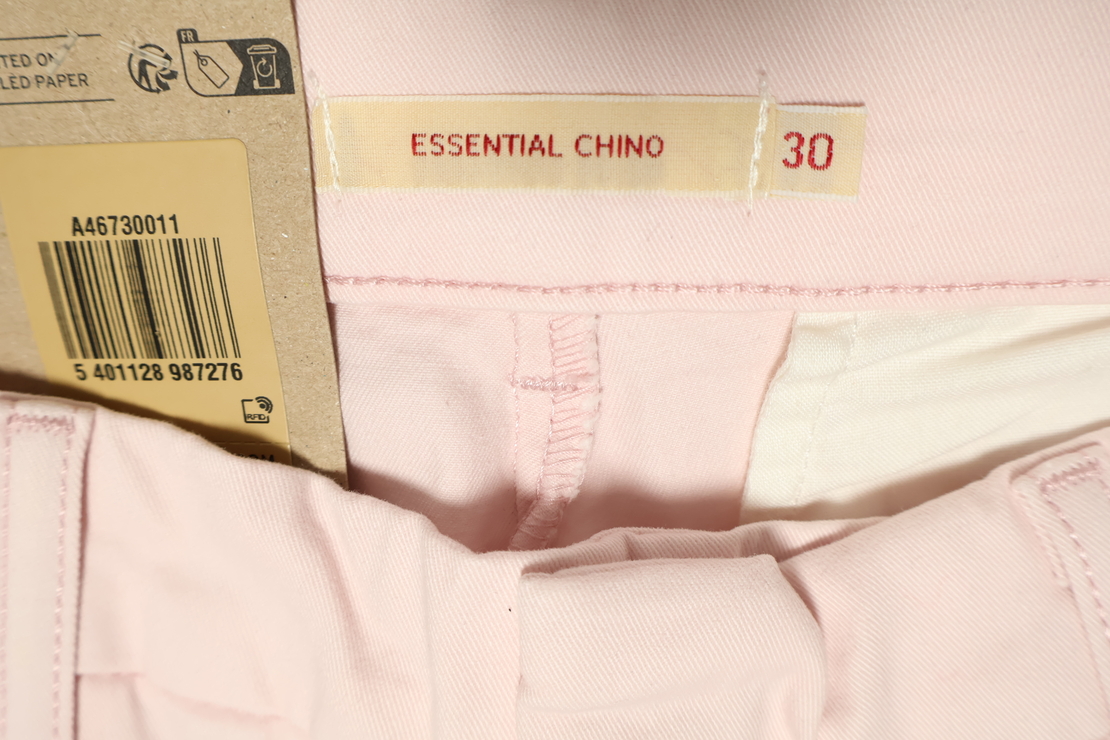 Levi’s Premium Essential Chino светлорозов дамски панталон W30/27