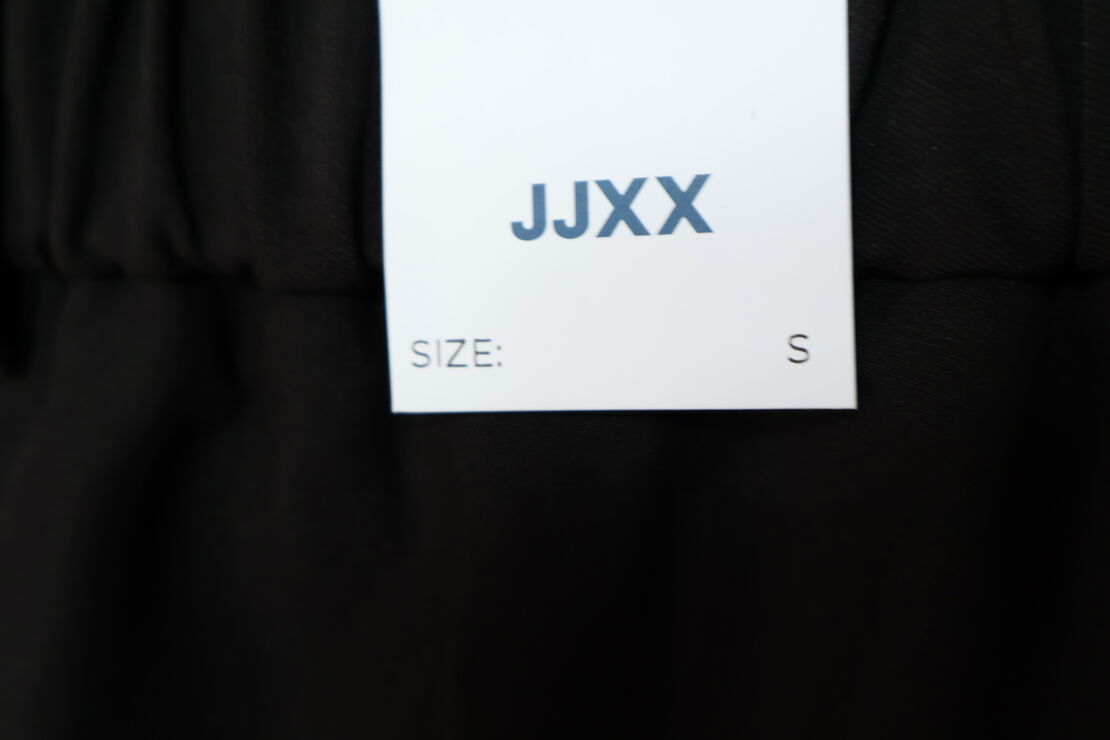 JJXX Елегантни къси панталони • S