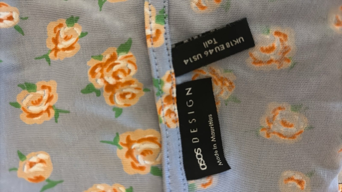 ASOS DESIGN флорална рокля • L